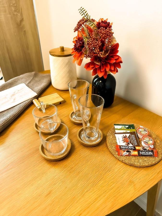 Riga Center - Quiet Studio - 5 Min To Old Town & Nflx المظهر الخارجي الصورة